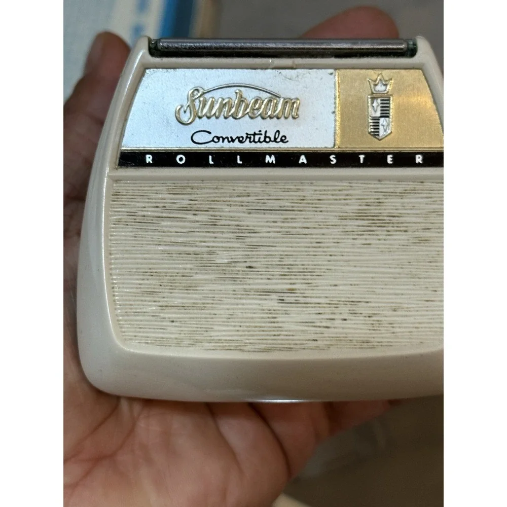 Vintage 1950's Sunbeam Convertible Rollmaster‎ Electric Razor  speedshaver